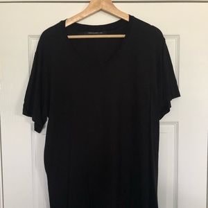 John Elliott Tee